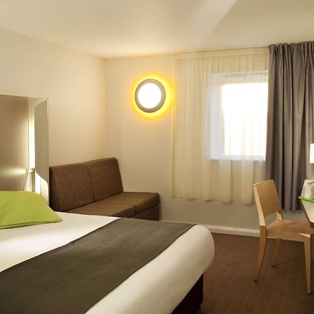 Campanile Hotel Нортхемптон Экстерьер фото