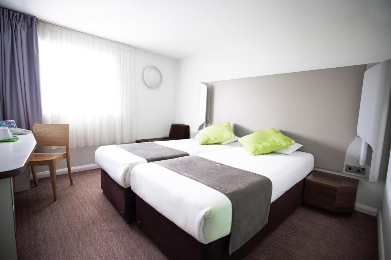 Campanile Hotel Нортхемптон Экстерьер фото